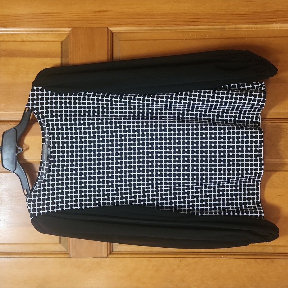 Vince Camuto Black/White Women's Size Small Blouse, GUC